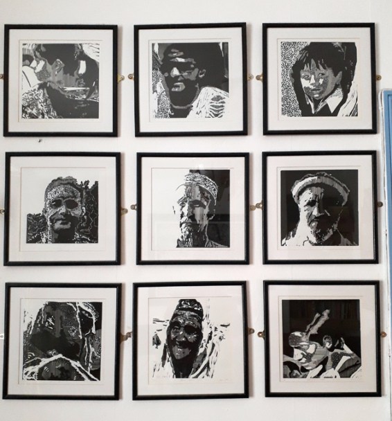 Pakistan suite small